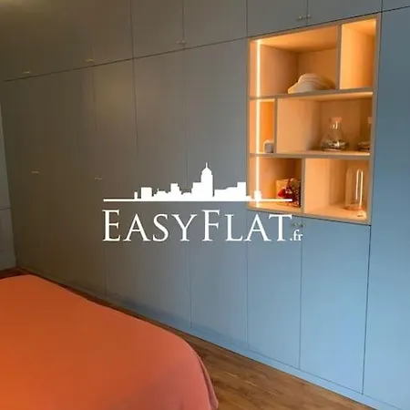 Elegant 4 Bedroom Located In 17, By Easyflat *